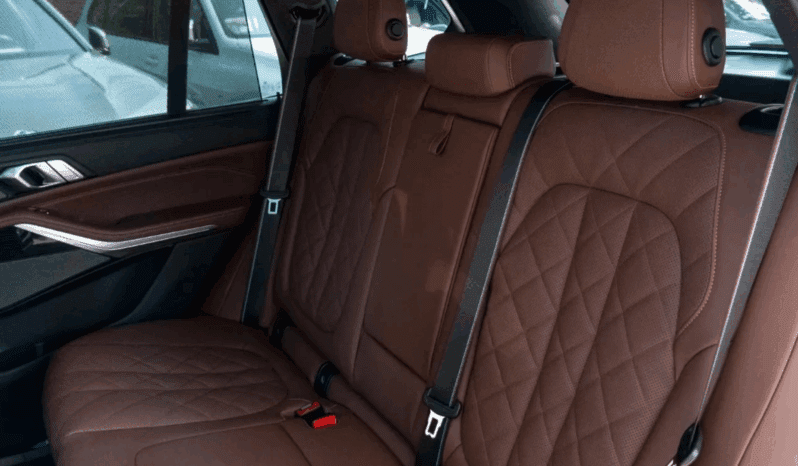 
								BMW X5 xDrive30d – 3.0L TwinPower Turbo Diesel, 298 KM, xDrive pełne									