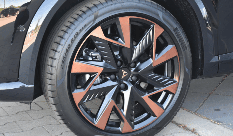 
								CUPRA Formentor 1.5 eTSI 150 KM DSG FWD Midnight Black – DYNAMIC DESIGN, EDGE, IMMERSIVE, 19″ SANDSTORM pełne									