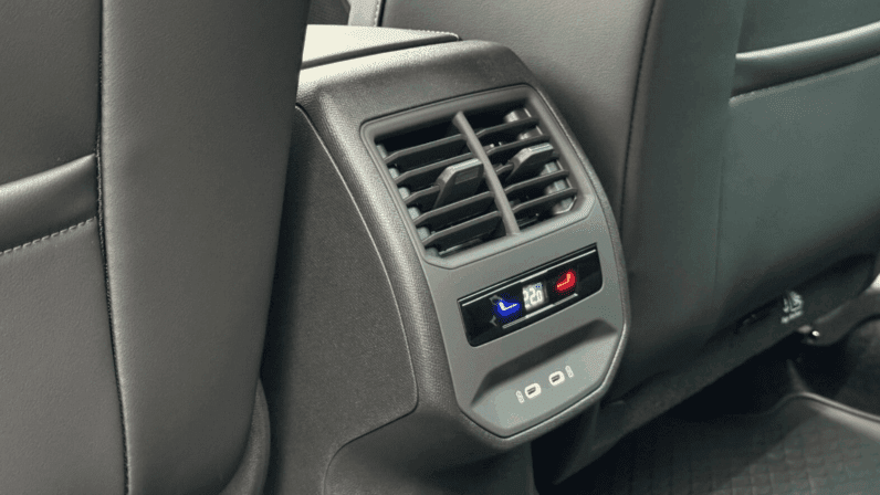 
								CUPRA Formentor 1.5 eTSI 150 KM DSG Enceladus Grey Matt – DYNAMIC DESIGN, EDGE, PURE PERFORMANCE, 18″ SONORA pełne									