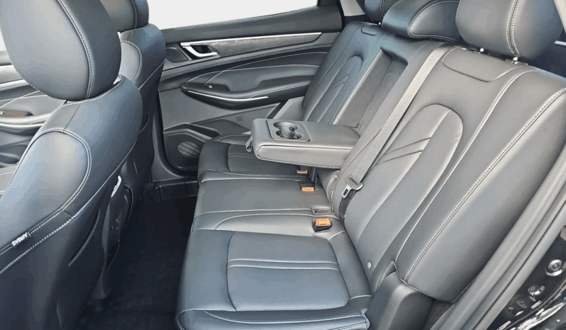 
								DFSK E5 PHEV PRESTIGE | Hybrydowy PHEV | 217 KM | Napęd przedni | Automatyczna E-CVT pełne									