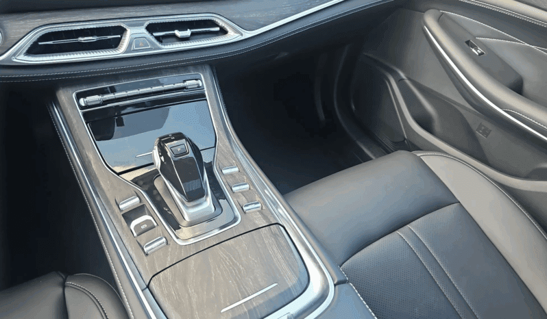 
								DFSK E5 PHEV PRESTIGE | Hybrydowy PHEV | 217 KM | Napęd przedni | Automatyczna E-CVT pełne									