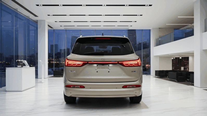 
								DFSK E5 PHEV PRESTIGE | Hybrydowy PHEV | 217 KM | Napęd przedni | Automatyczna E-CVT pełne									