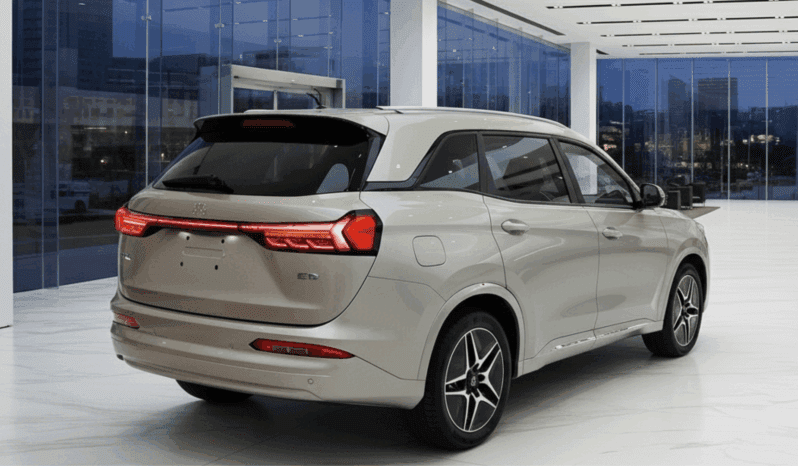 
								DFSK E5 PHEV PRESTIGE | Hybrydowy PHEV | 217 KM | Napęd przedni | Automatyczna E-CVT pełne									