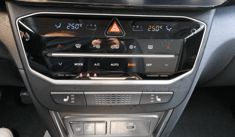 
								KGM Tivoli Adventure 1.5 163 KM Manual 2WD – Pakiet LED i Cyfrowy Kokpit 2025 pełne									