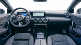 Mercedes-Benz CLA 200 Coupé Demo | 163 KM | Benzyna | Automat 7G-DCT | EQ Boost | Napęd Przedni