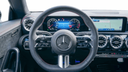 
										Mercedes-Benz CLA 200 Coupé Demo | 163 KM | Benzyna | Automat 7G-DCT | EQ Boost | Napęd Przedni pełne									