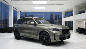 BMW X5 xDrive30d M Sport Pro 298 KM – Brązowy Manhattan i Wnętrze Carbon Fibre