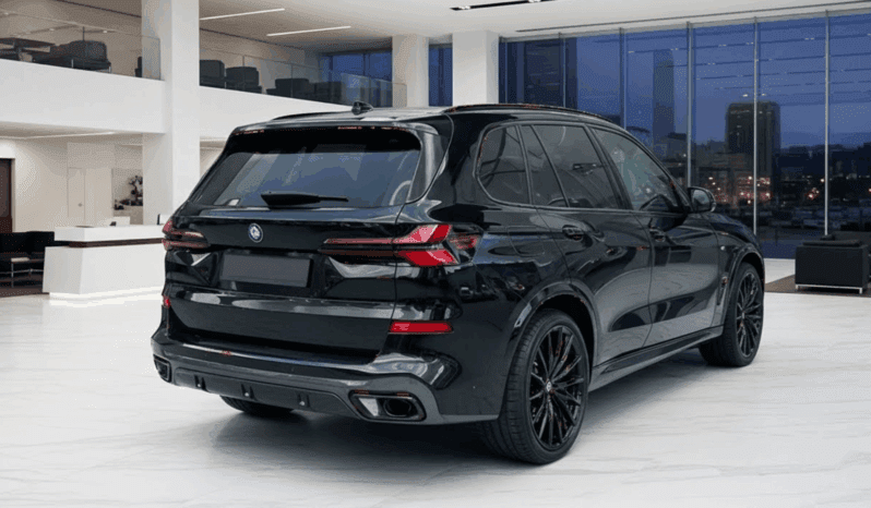 
								BMW X5 xDrive30d M Sport Pro 298 KM – Czarny Carbon i Pakiet Repair Inclusive pełne									