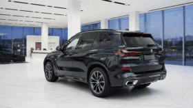 BMW X5 xDrive30d M Sport Pro 298 KM – Czarny Carbon i Wnętrze Silverstone