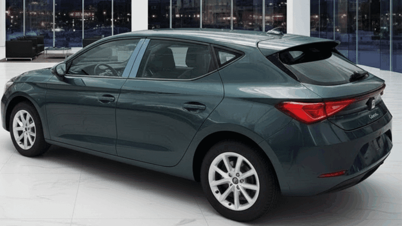 
								SEAT Leon Style 1.5 eTSI 115 KM | Automat DSG | Mild Hybrid | Fiord Blue pełne									