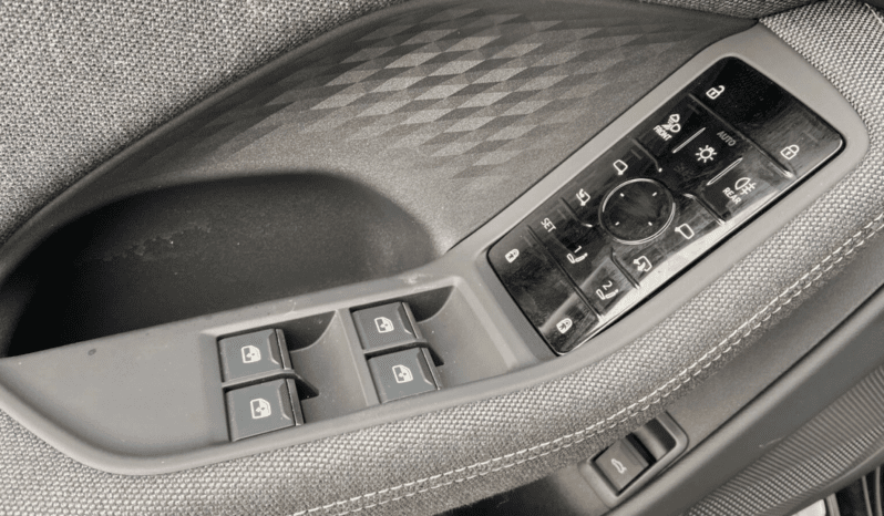 
								Audi A6 Avant S line 2.0 TFSI 204 KM S tronic – Elegancja, Technologia i Komfort pełne									