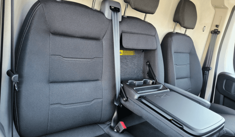 
								FIAT DUCATO Furgon L2H2 | 2.2 Diesel 140 KM | 3,3T | Skrzynia Manualna | pełne									