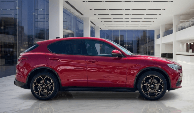 
								Alfa Romeo STELVIO INTENSA 2.0 GME 280 KM AWD AT8 pełne									
