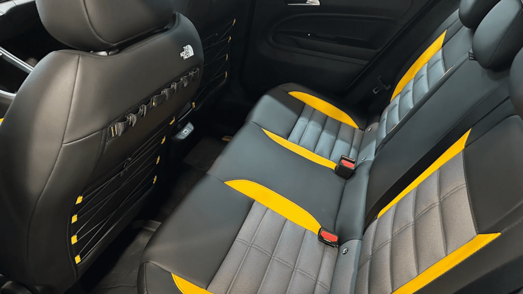 JEEP AVENGER 4XE HYBRID THE NORTH FACE | 1.2 T3 145 KM | Napęd 4xe | Automat