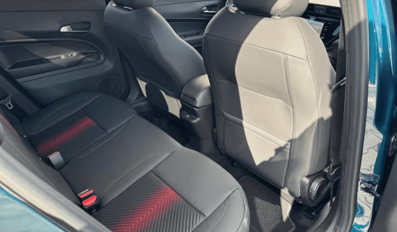 
								Alfa Romeo JUNIOR IBRIDA MY25 1.2 145 KM MHEV eDCT6 pełne									